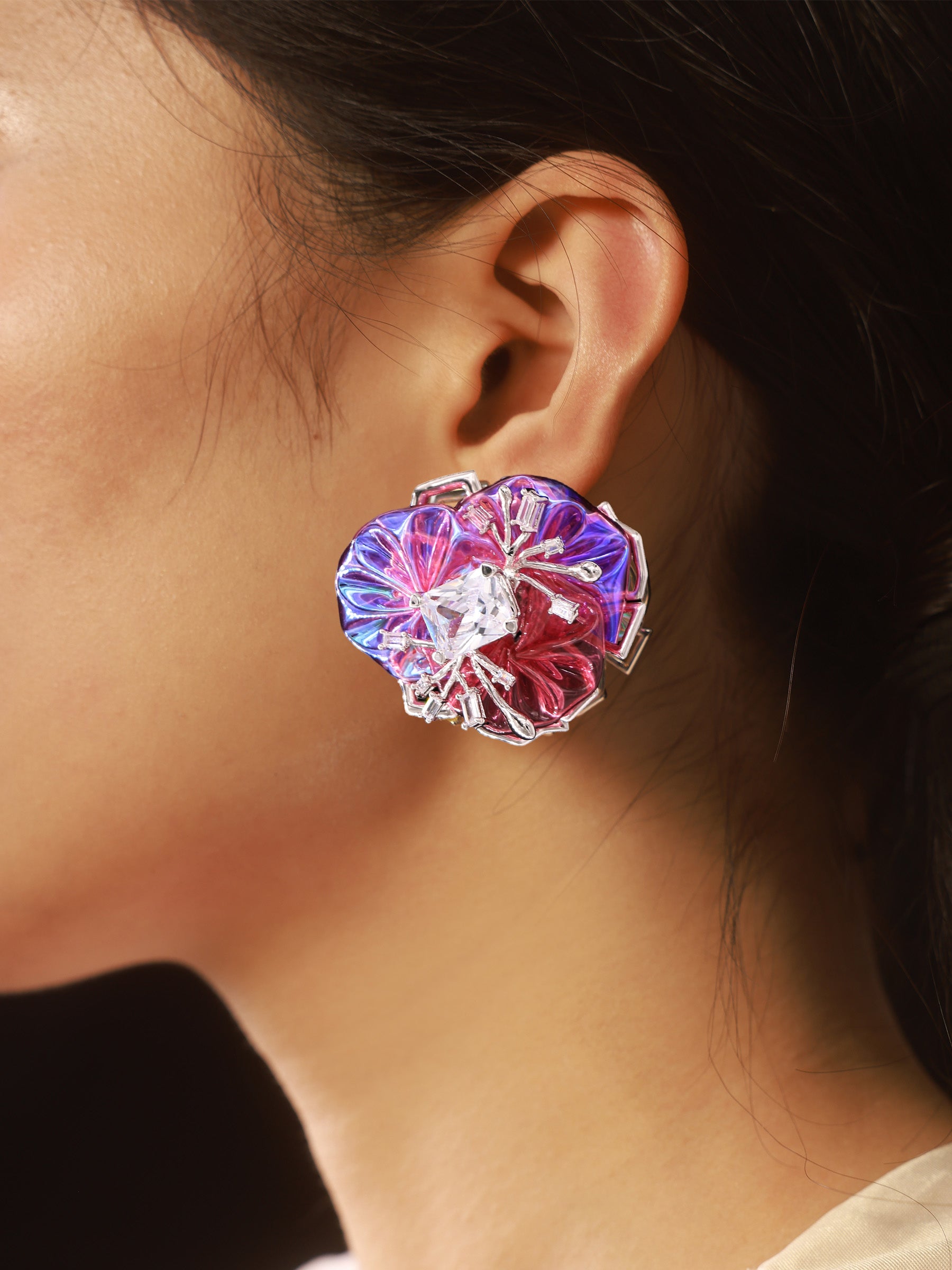 Morning flower shaped earrings