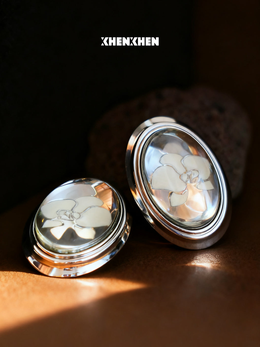 Butterfly orchid smooth stud earrings