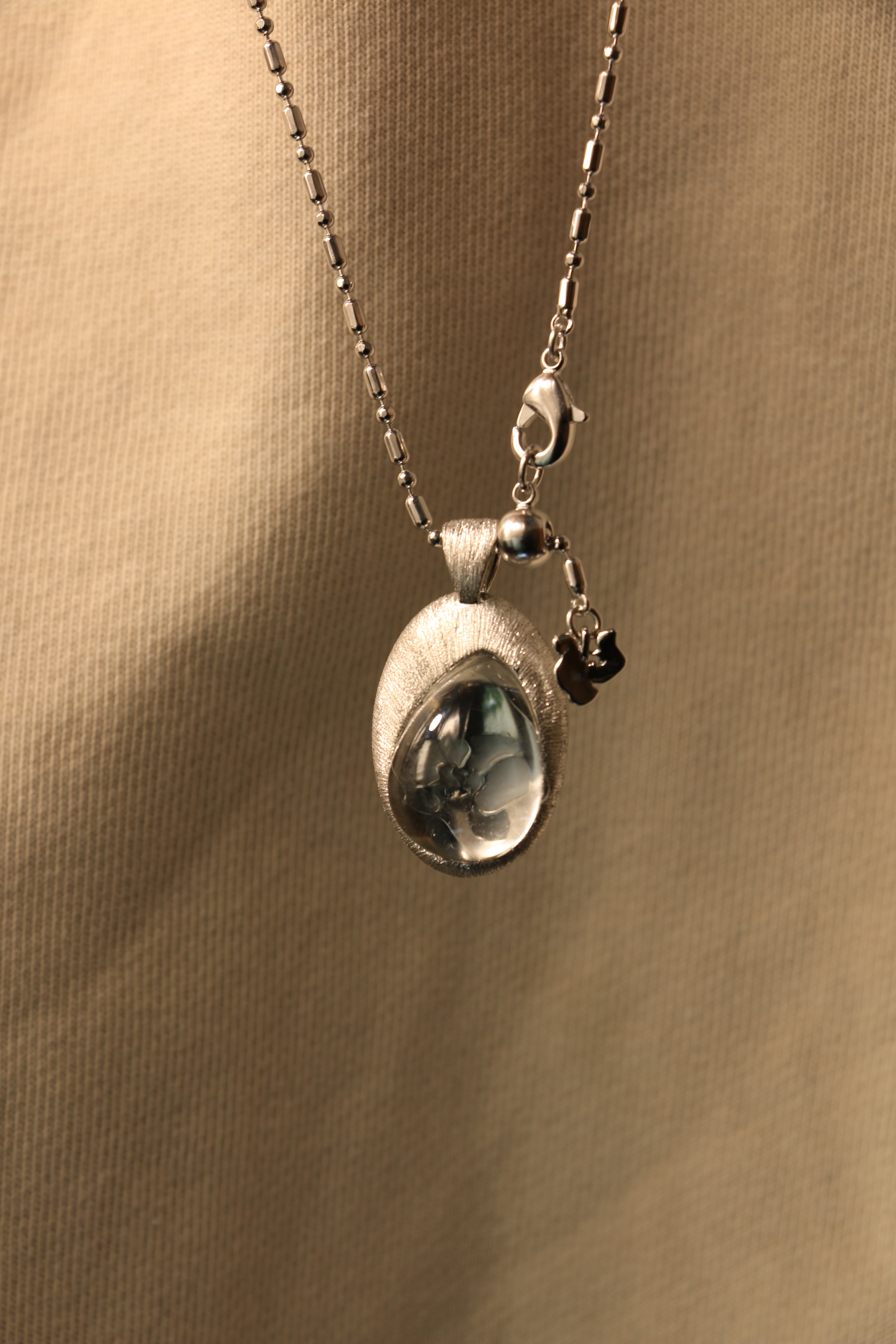 Silk-striped Phalaenopsis Necklace