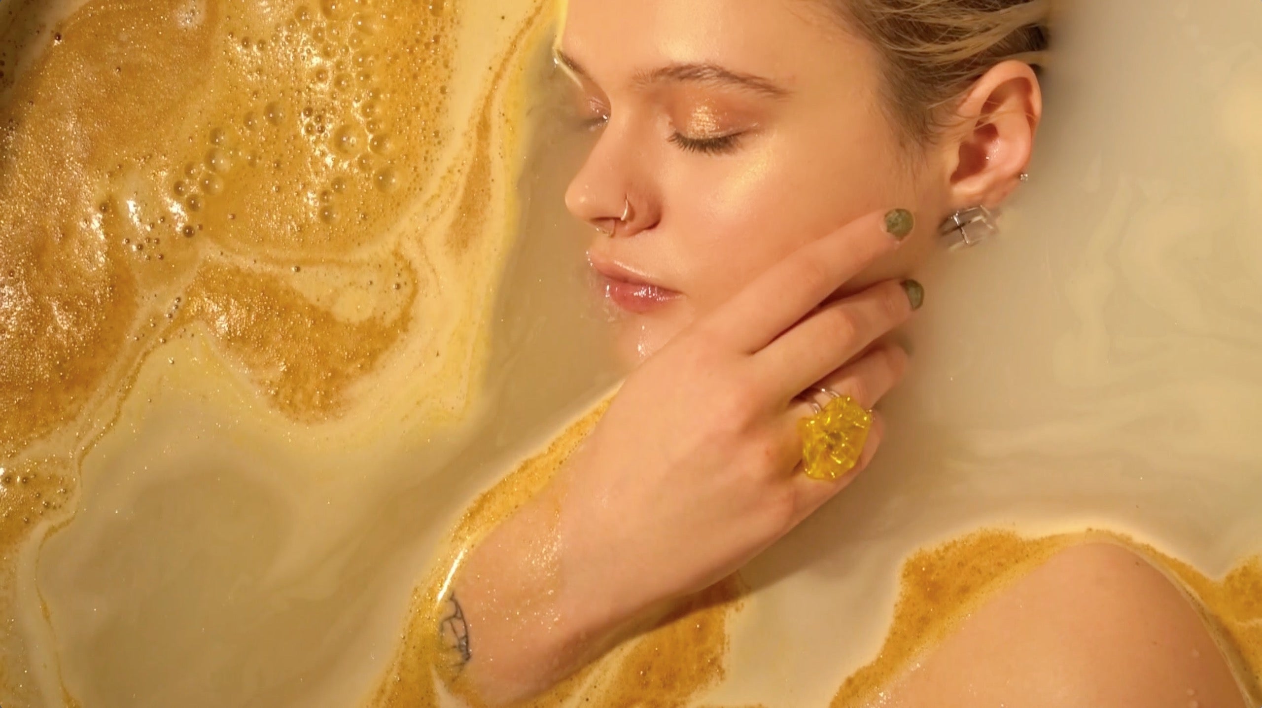 Aquarian Rotating Open Ring