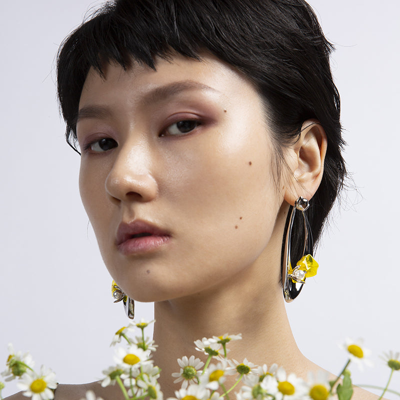 Daisy large statement earrings