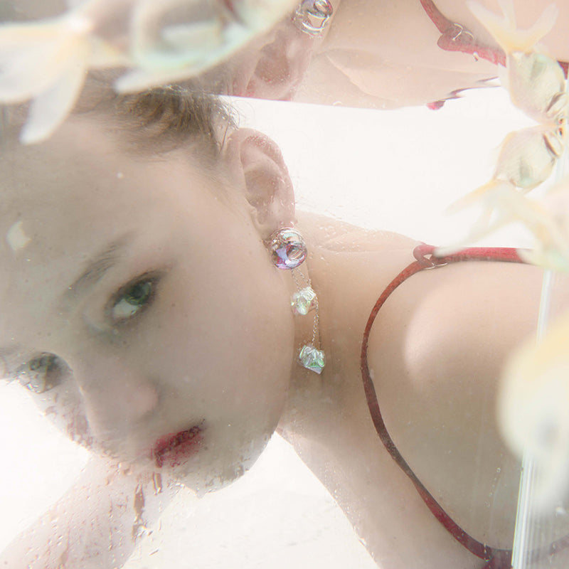 Asymmetrical crystal earrings for aquarium enthusiasts